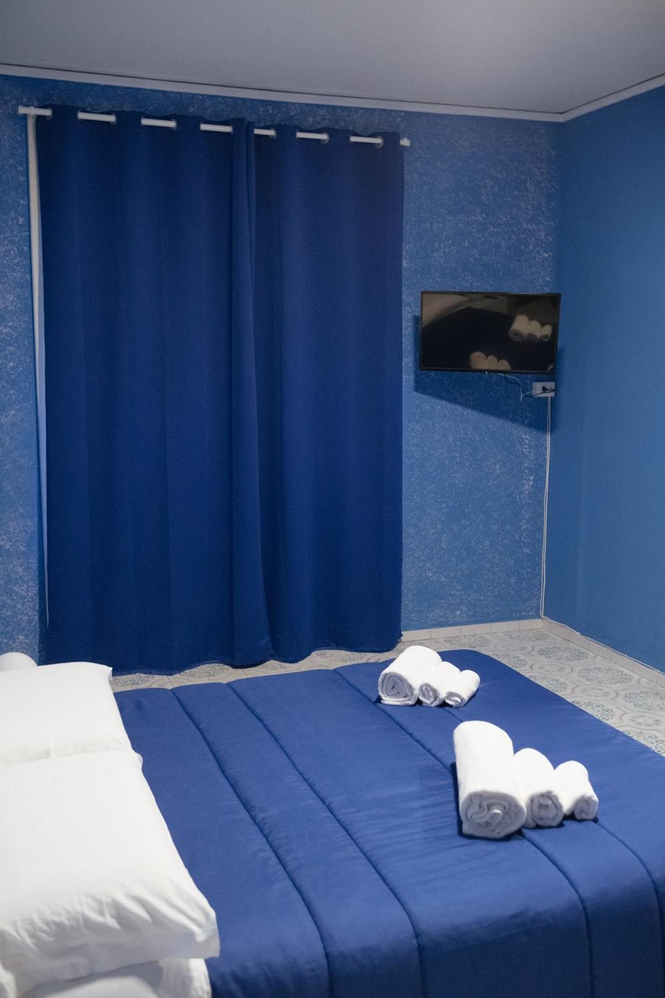 Domus Aurea Relax Room Salerno Eksteriør billede