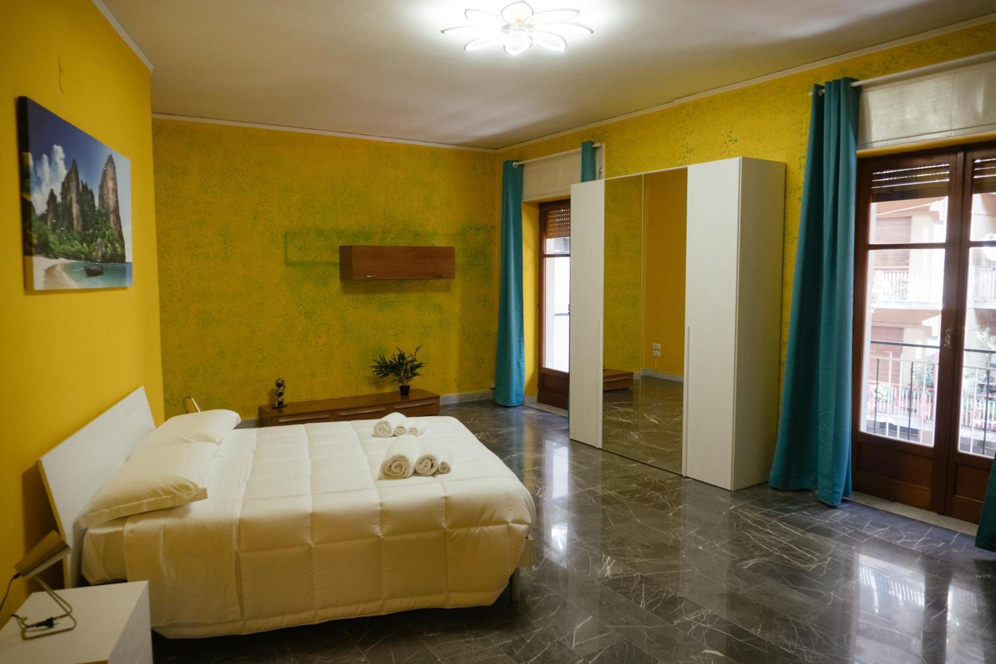 Domus Aurea Relax Room Salerno Eksteriør billede