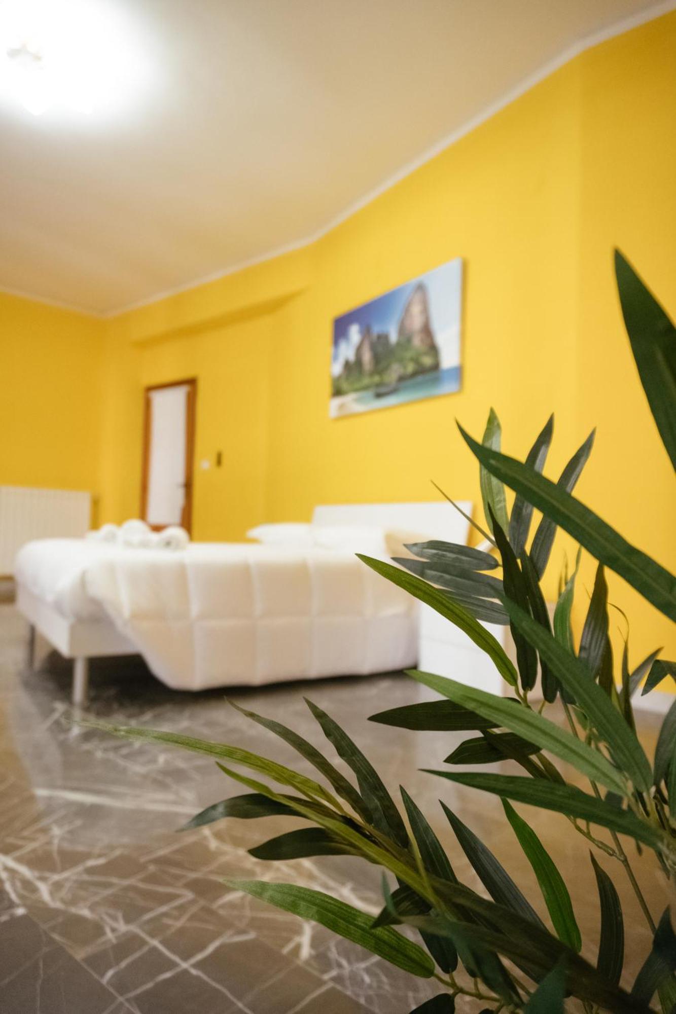 Domus Aurea Relax Room Salerno Eksteriør billede