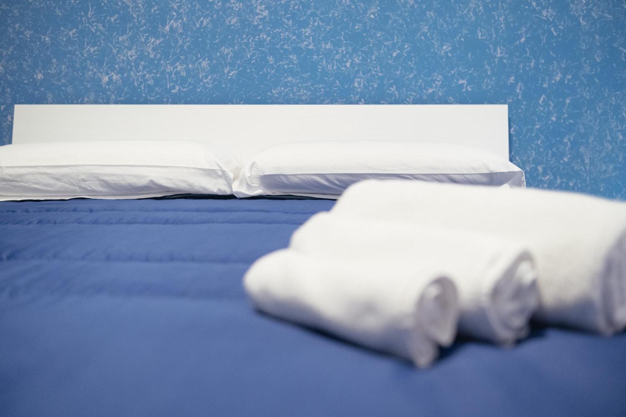 Domus Aurea Relax Room Salerno Eksteriør billede