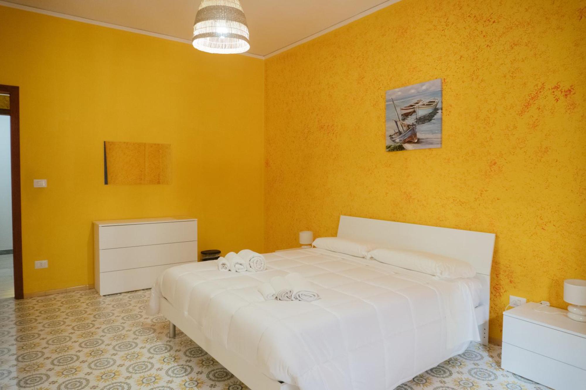 Domus Aurea Relax Room Salerno Eksteriør billede